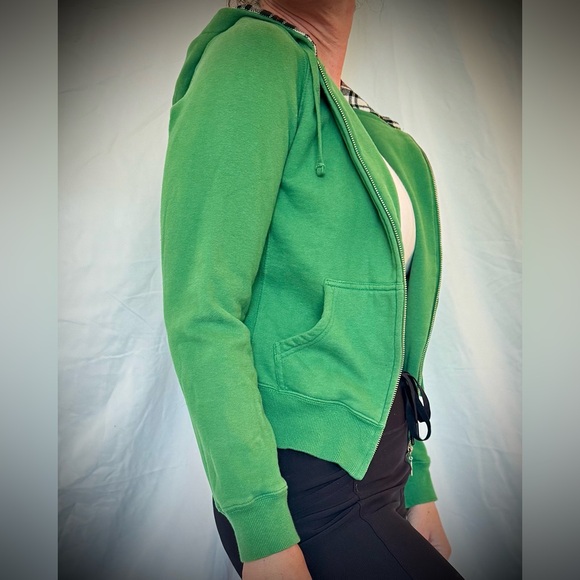 California Reflex Green Star Zip Hoodie with Black White Red Plaid Hood Lining - Picture 2 of 8